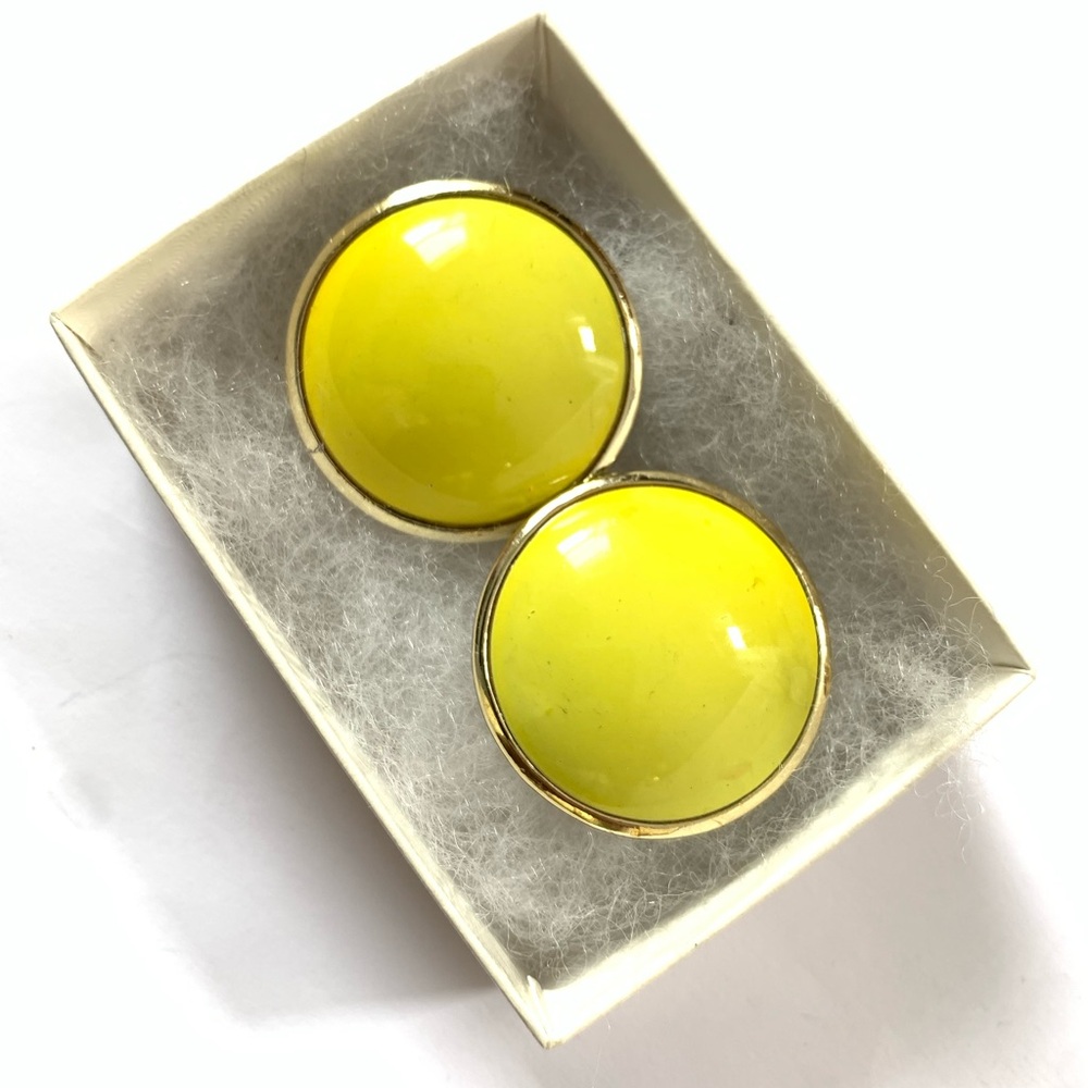 Vintage Bright Lemon Yellow Dome Clip-On Metallic Earrings
